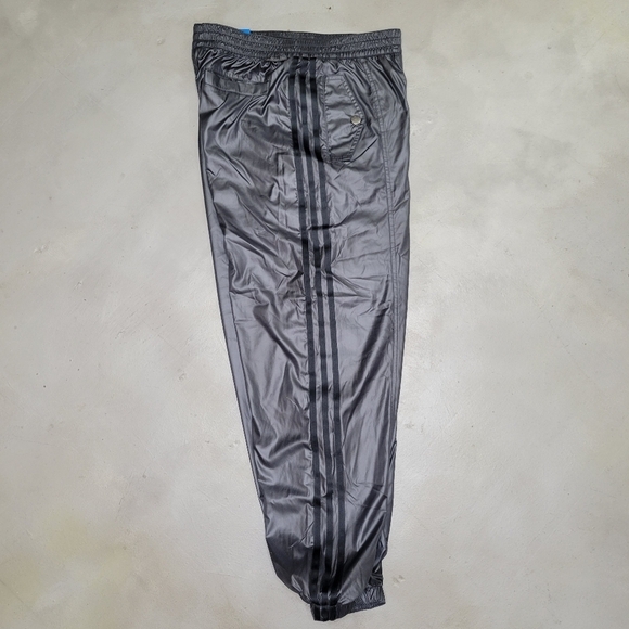 ADIDAS BLUE VERSION WOVEN JOGGERS Size S - Picture 9 of 13